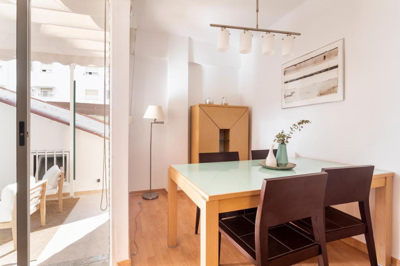 Precioso Piso Moderno: Terraza, A/c, Netflix, Wifi Valenza