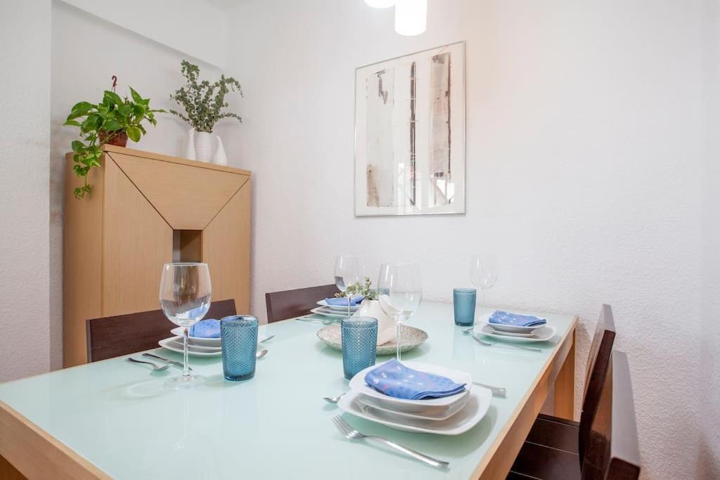 Appartement Precioso Piso Moderno: Terraza, A/c, Netflix, Wifi Valencia